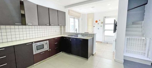 3 bedrooms House in Agios Athanasios, Cyprus No. 11628 4