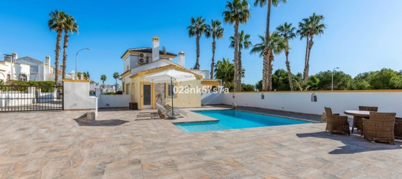 4 bedrooms House in Alicante, Spain No. 178711 18