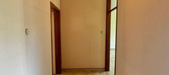 3 bedrooms Apartment in Bologna, Italy No. 322404 4