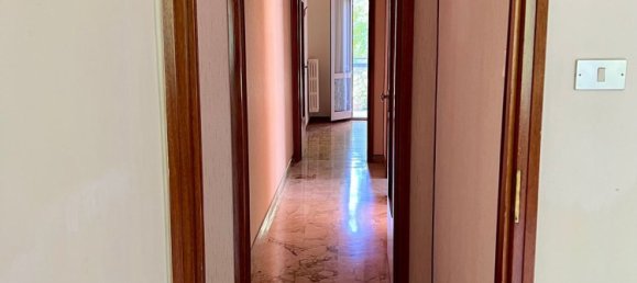 3 bedrooms Apartment in Bologna, Italy No. 322404 13