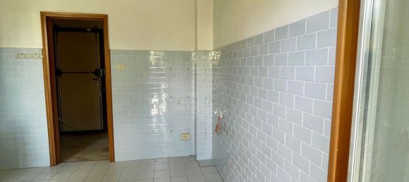 3 bedrooms Apartment in Bologna, Italy No. 322404 7