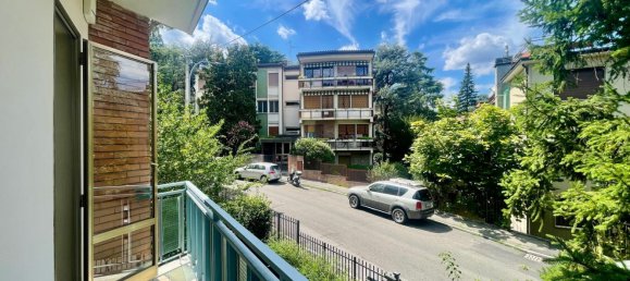 3 bedrooms Apartment in Bologna, Italy No. 322404 9