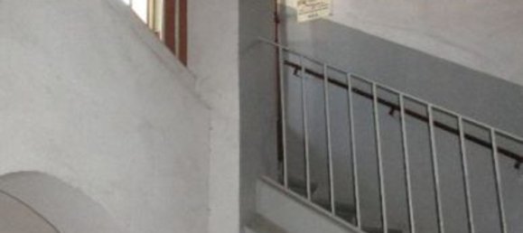 4 rooms Apartment in Naples, Italy No. 12513 6