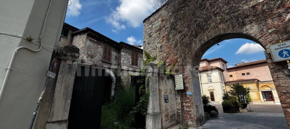 3 bedrooms House in Brescia, Italy No. 324821 6