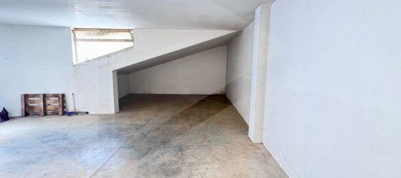 Гараж с 1 комнатой в Рутильяно, Италия № 17162 3