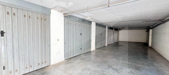 Гараж с 1 комнатой в Рутильяно, Италия № 17162 2