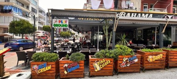 200m² Commercial property in Antalya, Turkey No. 33946 7