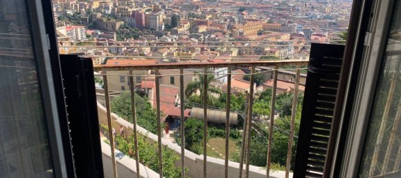 2 bedrooms Apartment in Naples, Italy No. 31558 4