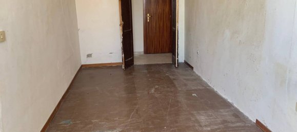 2 bedrooms Apartment in Naples, Italy No. 31558 12