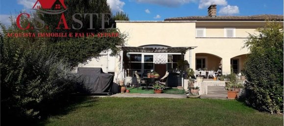 5 rooms Villa in Cervaro, Italy No. 301210 4