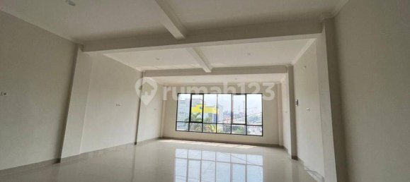 250m² Shop in Cipondoh, Indonesia No. 1351 3