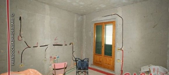 3 Schlafzimmer Wohnung in Zambrone, Italy, Nr. 314514 14