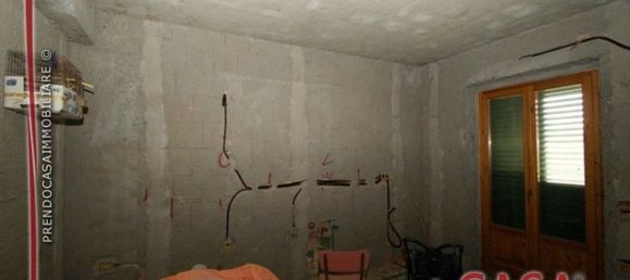 3 Schlafzimmer Wohnung in Zambrone, Italy, Nr. 314514 13