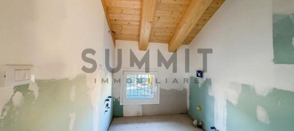 3غرفة منزل ذو طابقين في Schio, Italy رقم 351453 2