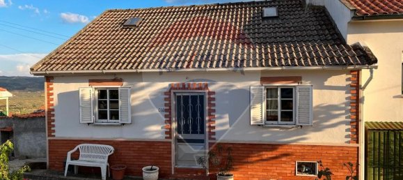 Casa de 3 dormitorios en Santa Comba de Vilarica, Portugal No. 168650 4