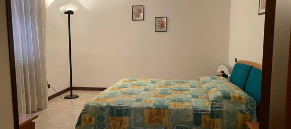 3 rooms Villa in Luisago, Italy No. 120450 6