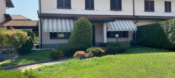 3 rooms Villa in Luisago, Italy No. 120450 2