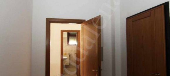 Oficina de 5 habitaciónes en La Maddalena, Italy No. 144302 16