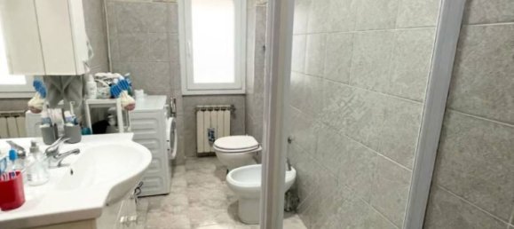 3 bedrooms Apartment in Rome, Italy No. 337898 18