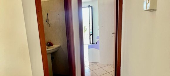 2 bedrooms Apartment in Campi Bisenzio, Italy No. 347899 6