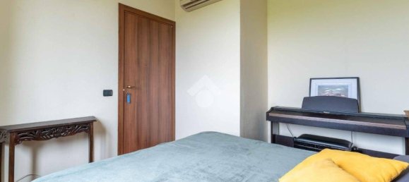 3-salle Appartement à Cusago, Italy No. 347587 11