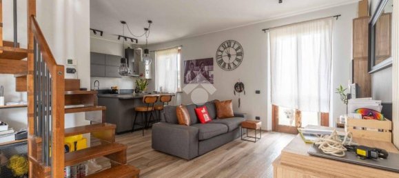 3-salle Appartement à Cusago, Italy No. 347587 5