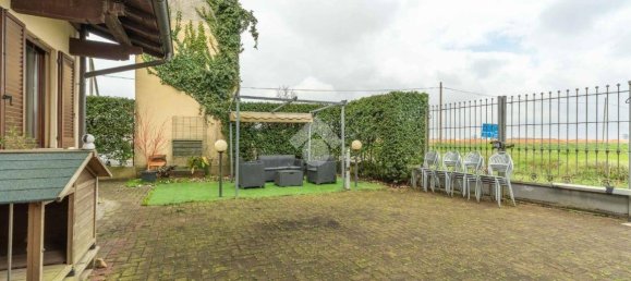 3-salle Appartement à Cusago, Italy No. 347587 22