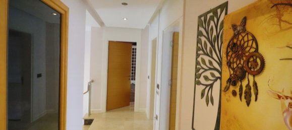 Villa 4+1 à Kargicak, Turkey No. 14634 23