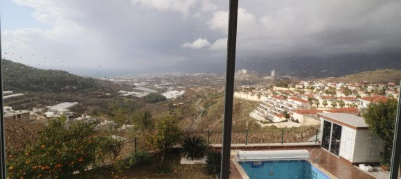 Villa 4+1 à Kargicak, Turkey No. 14634 11