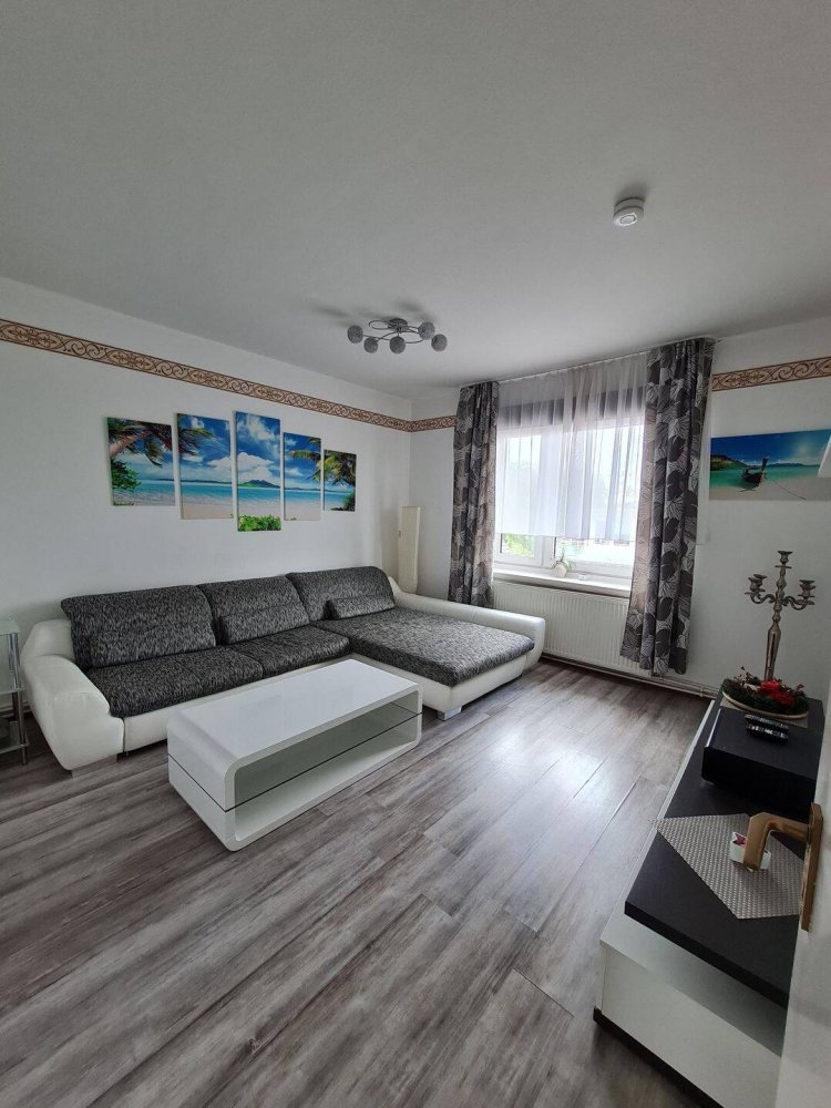 Квартира с 3 комнатами в Cuxhaven, Германия № 369390