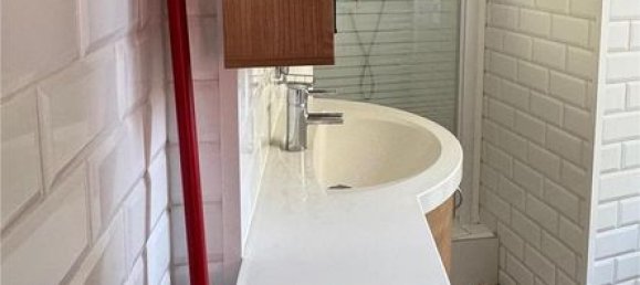 Studio in Aix-en-Provence, France No. 327387 5