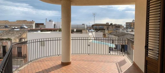 3 rooms Apartment in Avola, Italy No. 68050 11