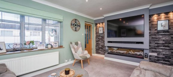 4 Schlafzimmer Haus in Rainham, United Kingdom, Nr. 10709 2