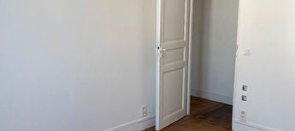 Apartamento de 1 dormitorio en Pantin, France No. 358474 5