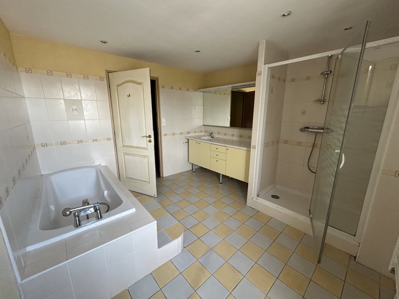 3 Schlafzimmer Haus in Ville-sur-Illon, France, Nr. 58117