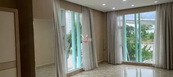 5 غرف نوم منزل ذو طابقين في District 7, Vietnam رقم 19815 3