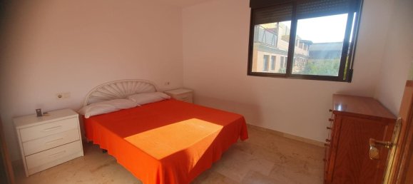 Adosado de 4 dormitorios en Castellón, Spain No. 160244 15