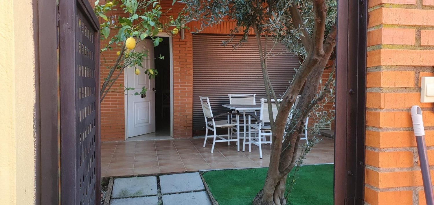 Adosado de 4 dormitorios en Castellón, Spain No. 160244