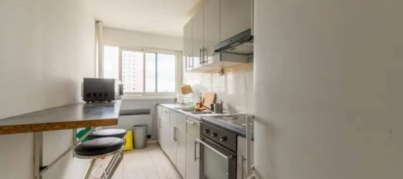 4 chambres Appartement à Fontenay-sous-Bois, France No. 328411 3