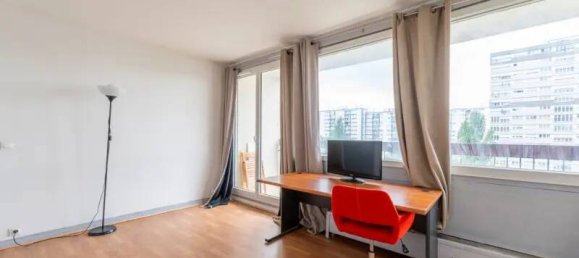 4 chambres Appartement à Fontenay-sous-Bois, France No. 328411 2