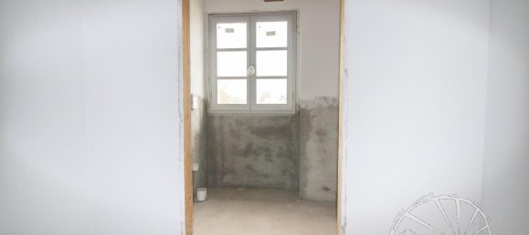 3 rooms House in Prato, Italy No. 21855 25