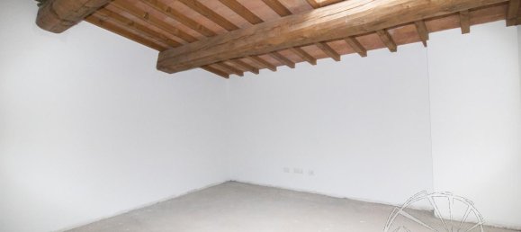 3 rooms House in Prato, Italy No. 21855 13