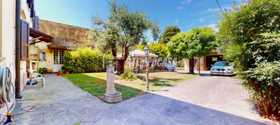8 rooms Villa in Luzzara, Italy No. 312617 14