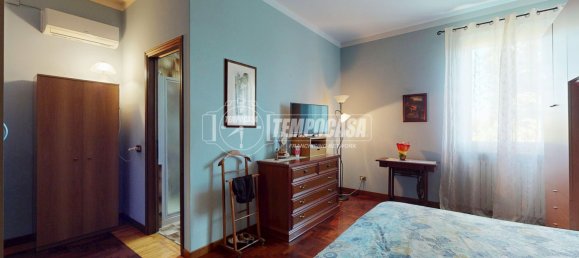 8 rooms Villa in Luzzara, Italy No. 312617 5