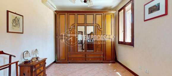 8 rooms Villa in Luzzara, Italy No. 312617 18