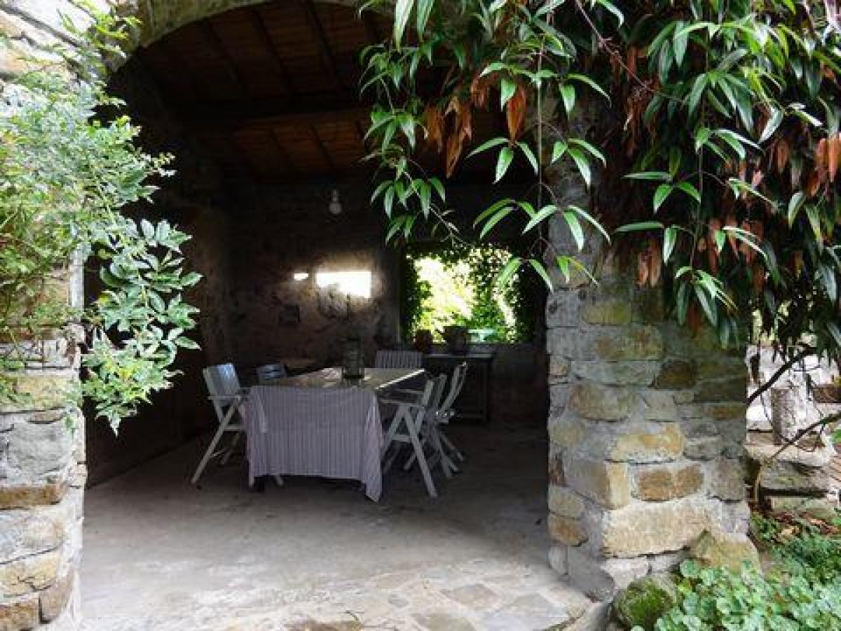 5 bedrooms House in Foix, France No. 23699