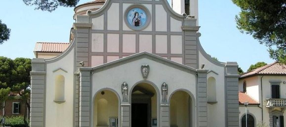 4 rooms Apartment in Rosignano Marittimo, Italy No. 141216 2