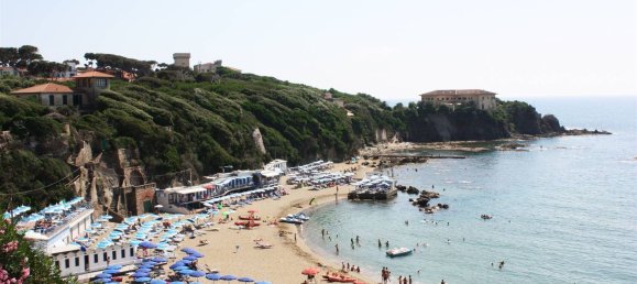 4 rooms Apartment in Rosignano Marittimo, Italy No. 141216 7