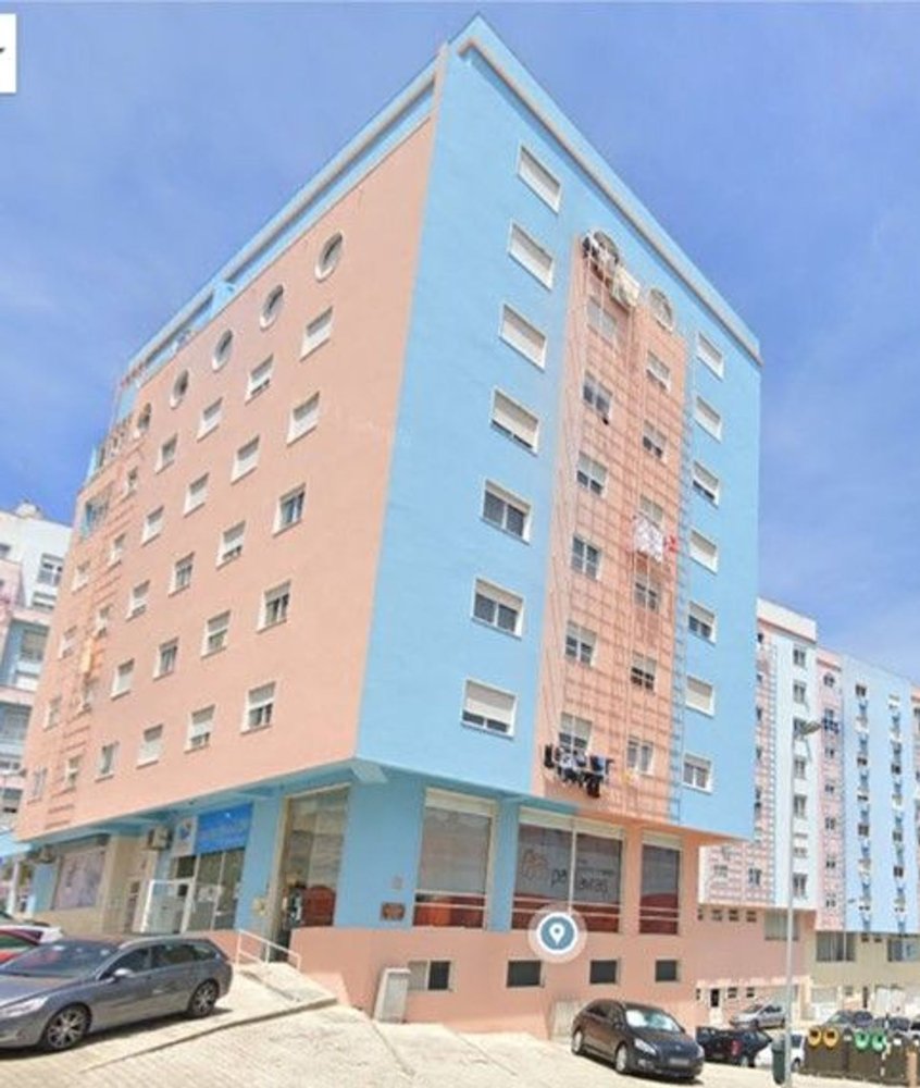 2 غرف نوم شقة في Corroios, Portugal رقم 236466