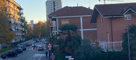 4-salle Appartement à Nichelino, Italy No. 113679 16